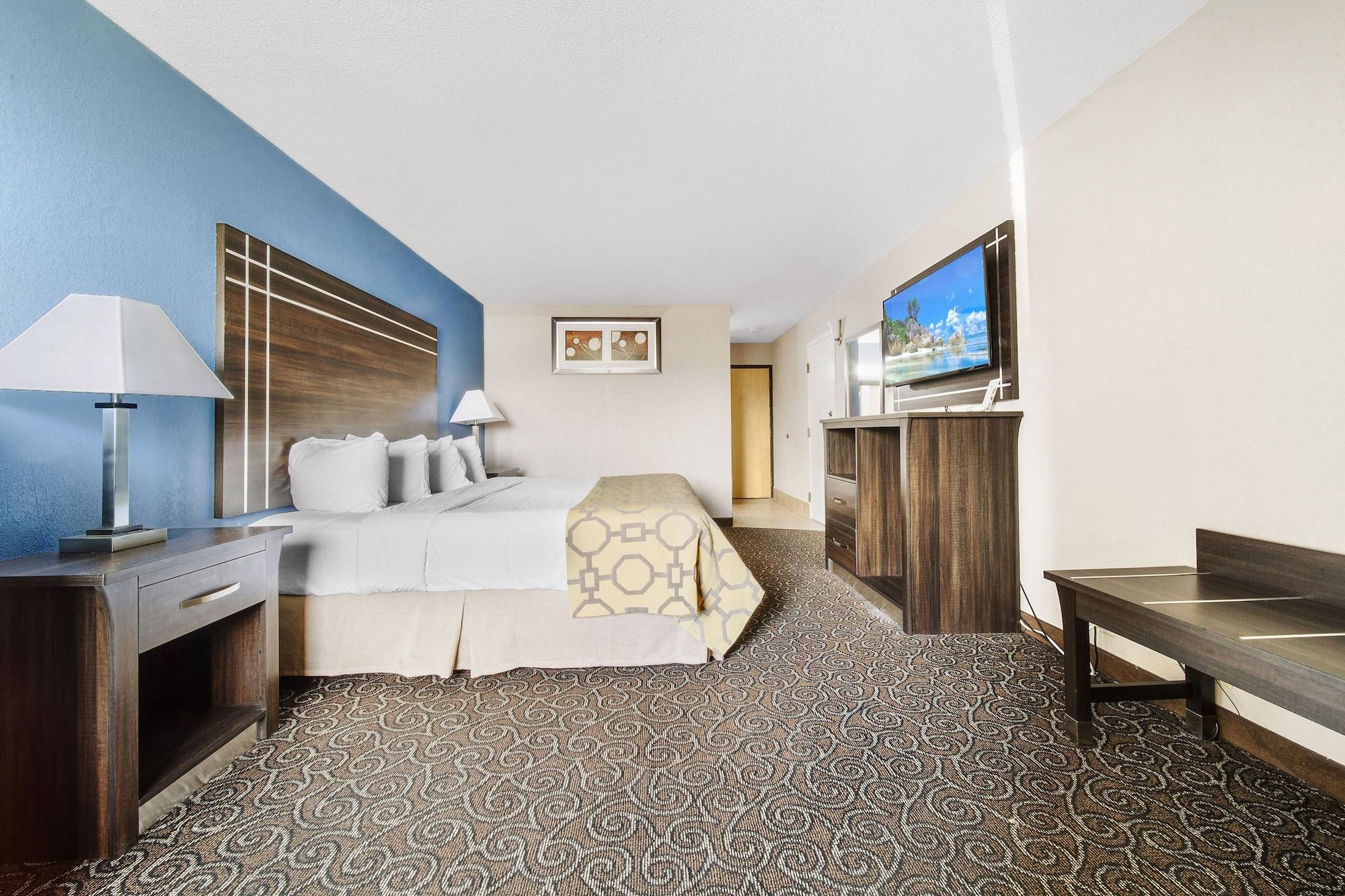 Baymont By Wyndham Muncie Near Ball State University Bagian luar foto