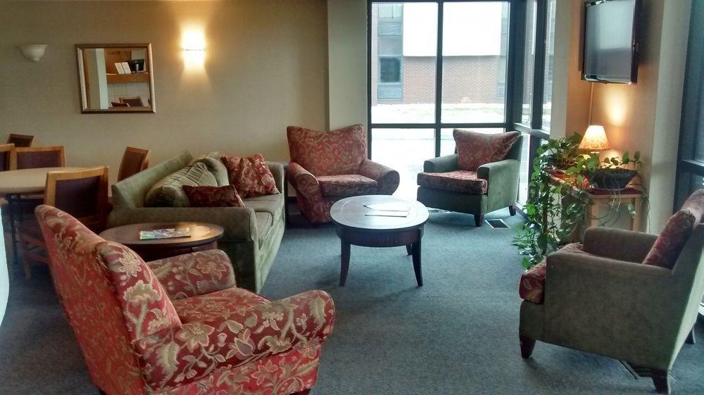 Baymont By Wyndham Muncie Near Ball State University Bagian luar foto